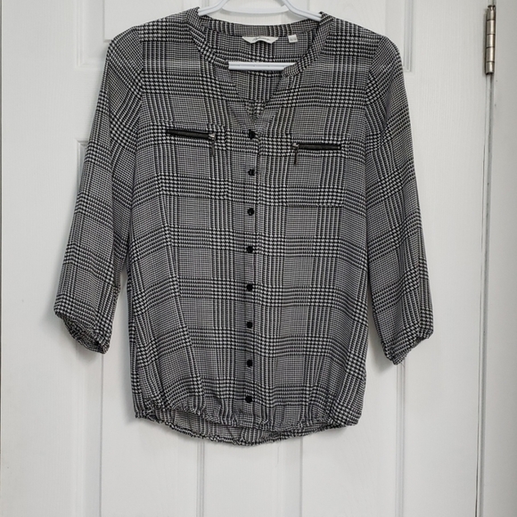 Sheer 3/4 length top - Picture 1 of 2